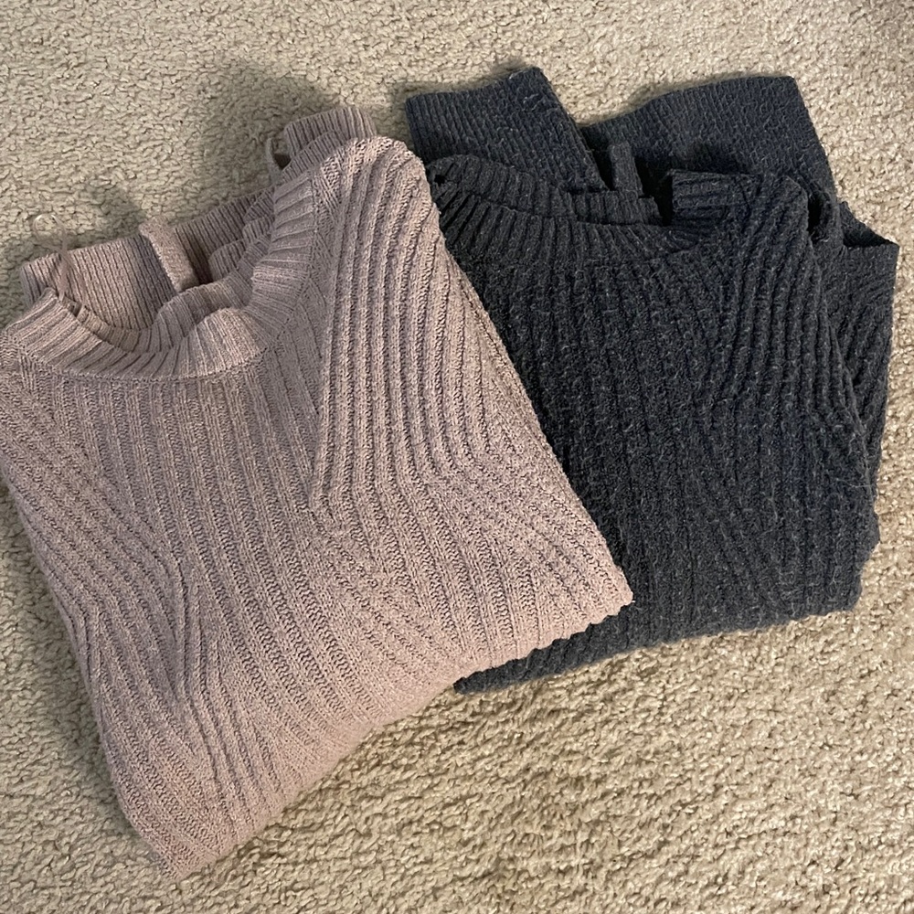 2 Women's Ribbed Knit Sweater - Pink and Grey